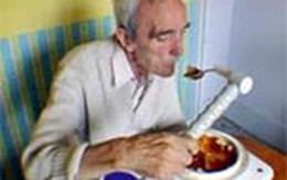 Chăm sóc răng miệng ở người cao tuổi